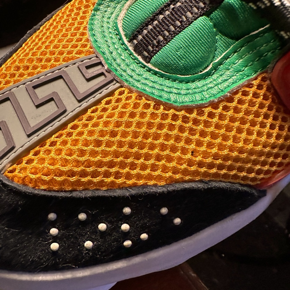 Versace Chain Reaction Men’s Sneakers. Size 11 US - 44 Euro Like New Condition.
